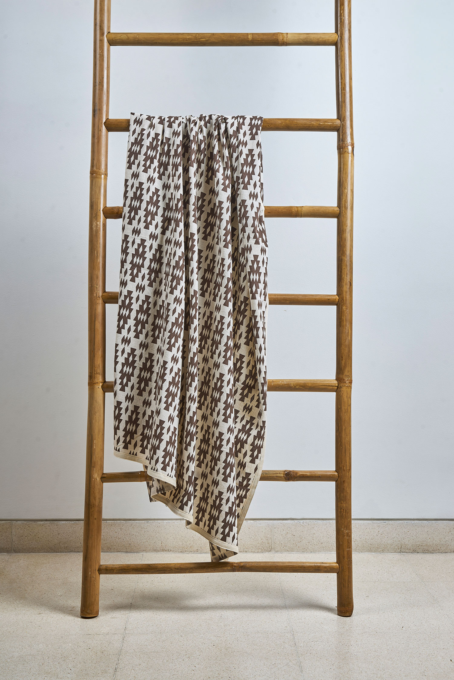 blanket-navajo-brown