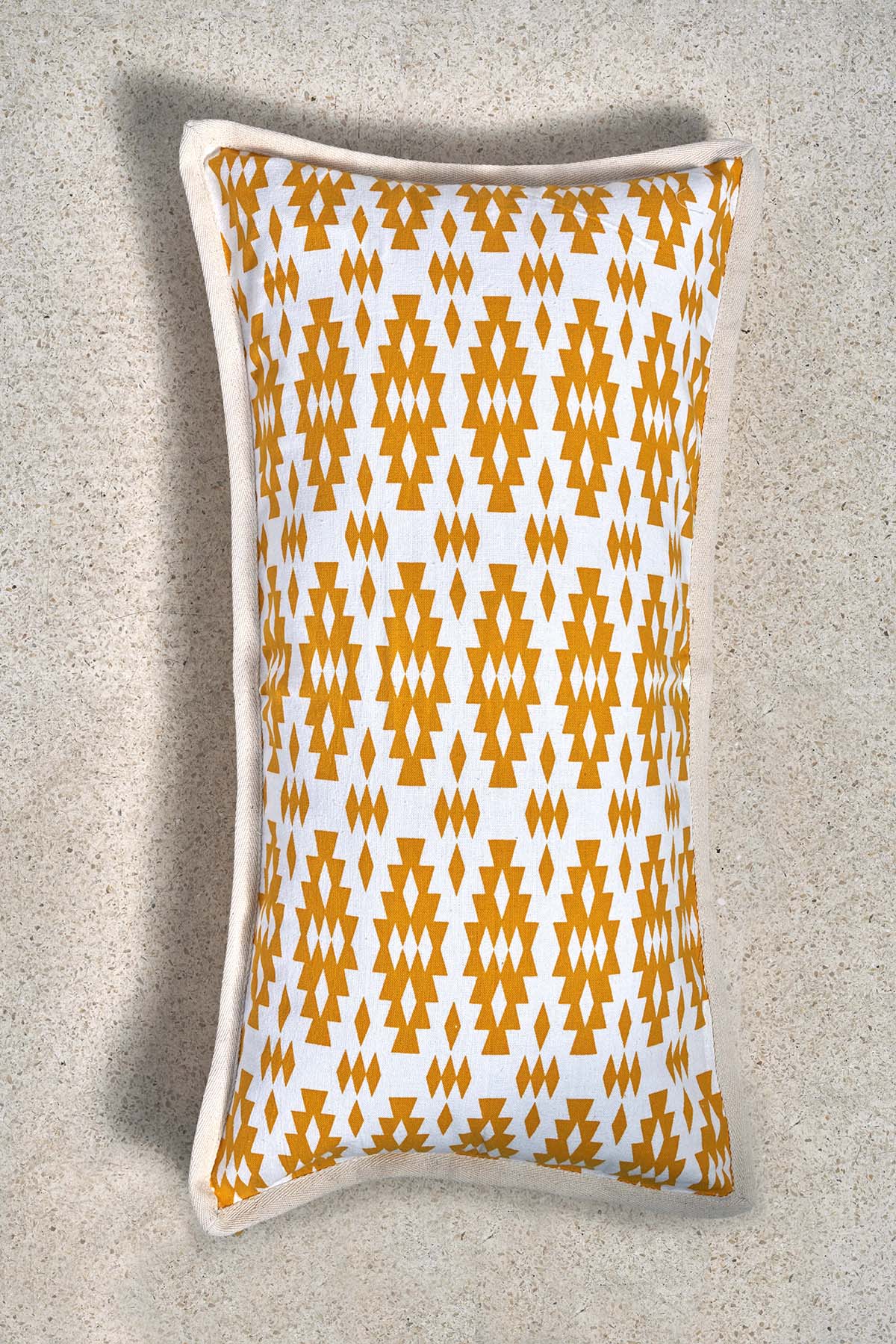 Cayenne_Long Pillow Case 442 Navajo Yellow