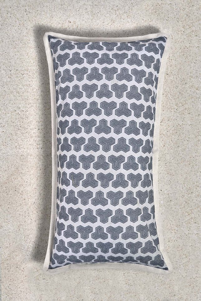 Pillow Case Tripod Black