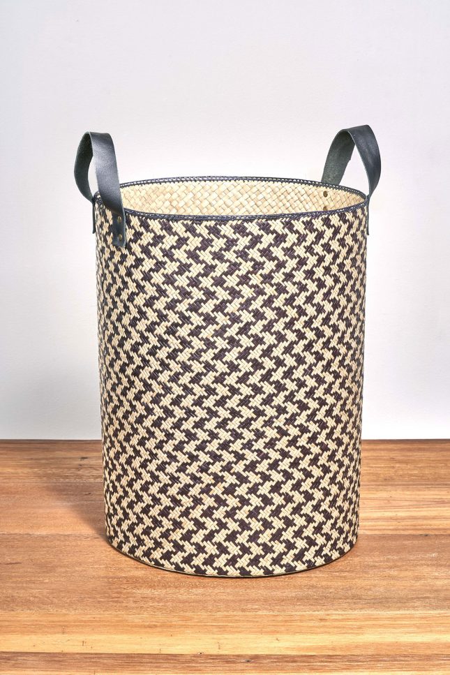 Pandan Round Laundry Motif Basket