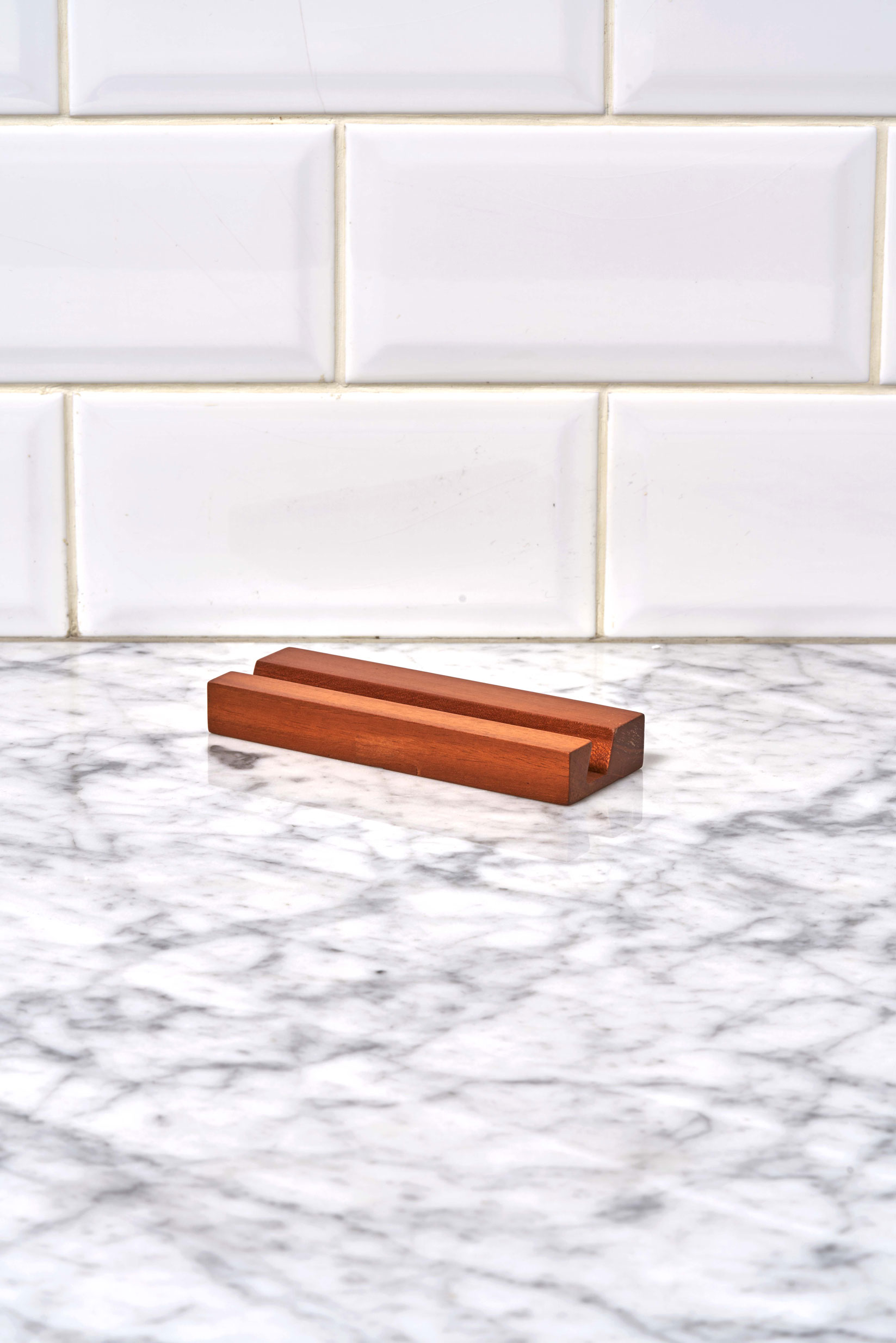 Stationary-Box-088-Luwu-Card-Holder