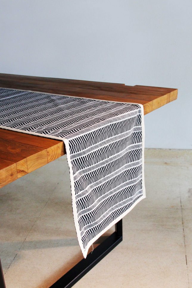 Table Runner Herringbone Black