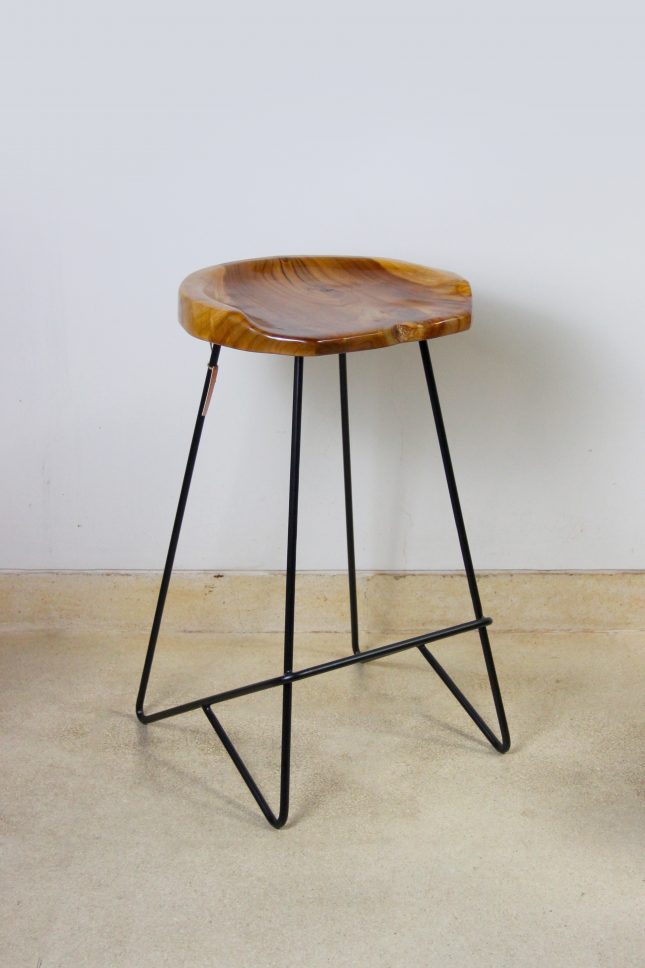 Neeto Bar Stool