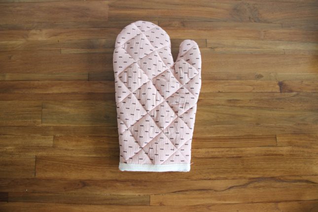 Jelujur Blush Mitten