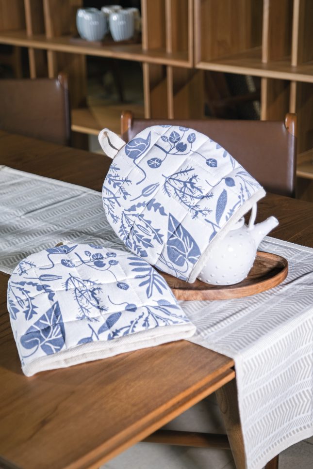 Tea Pot Cover Floral Denim